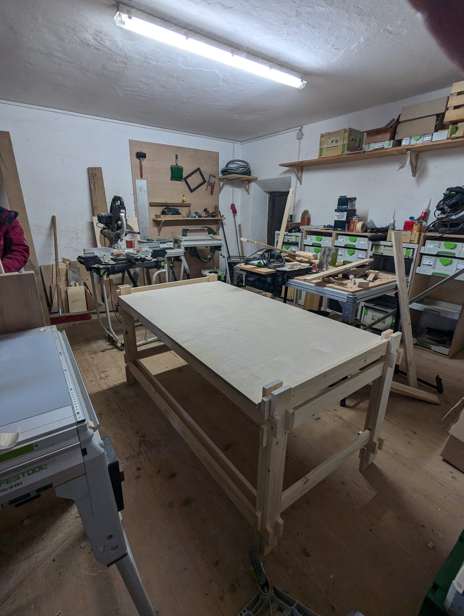 556c0a3f-1174-4cb2-8437-0af32d5eb93f